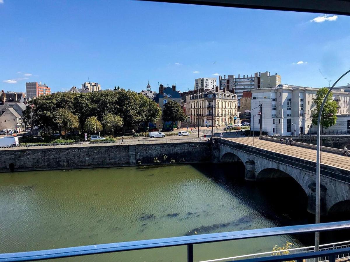 Appartement Le Moderne - Beau T2 - Belle Vue Sur Les Quais - Centre - Tram *